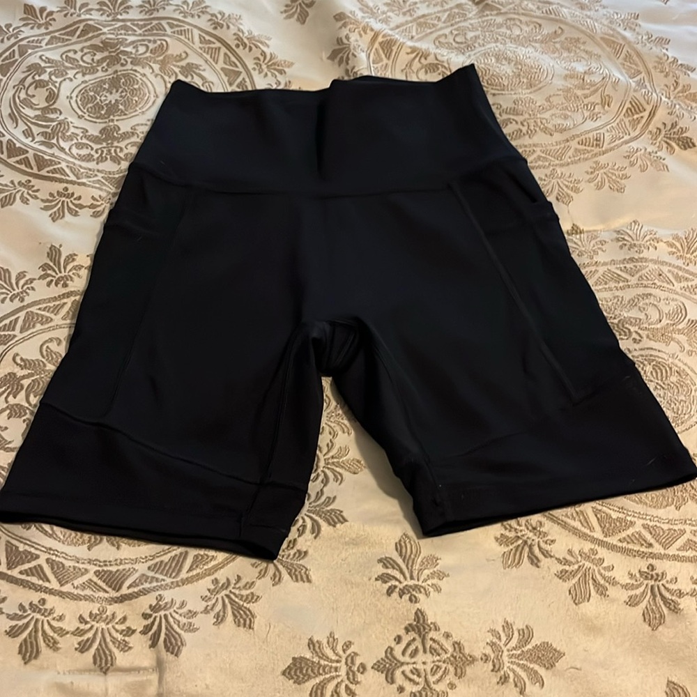 Aerie fitness shorts, women’s size medium, black